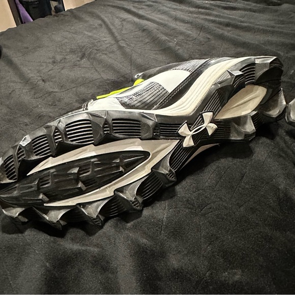 Under Armour Mens Football Cleats, US11 - Picture 4 of 6